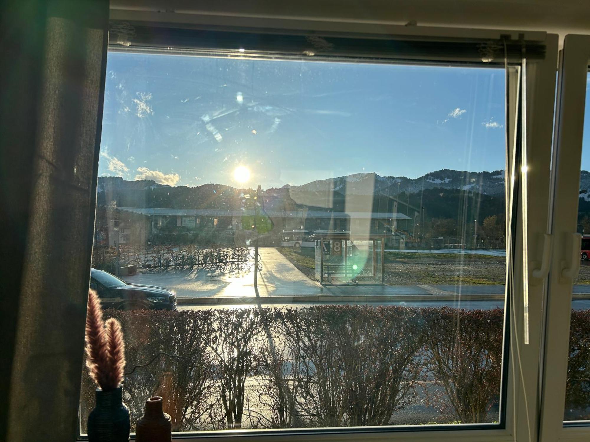 Schoene 1-Zimmer Wohnung Am Bahnhof 2 Parkplaetze Sonthofen Dış mekan fotoğraf